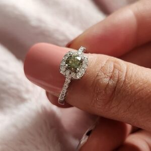 MOI|GLAM 0.5ct Peridot Moissanite Halo Ring